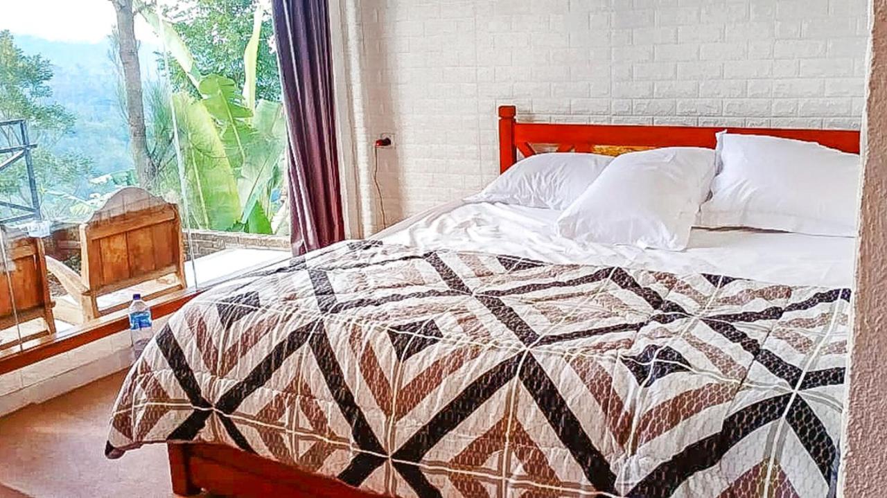 Pondok Tubing Poncokusumo Syariah Redpartner Malang Luaran gambar